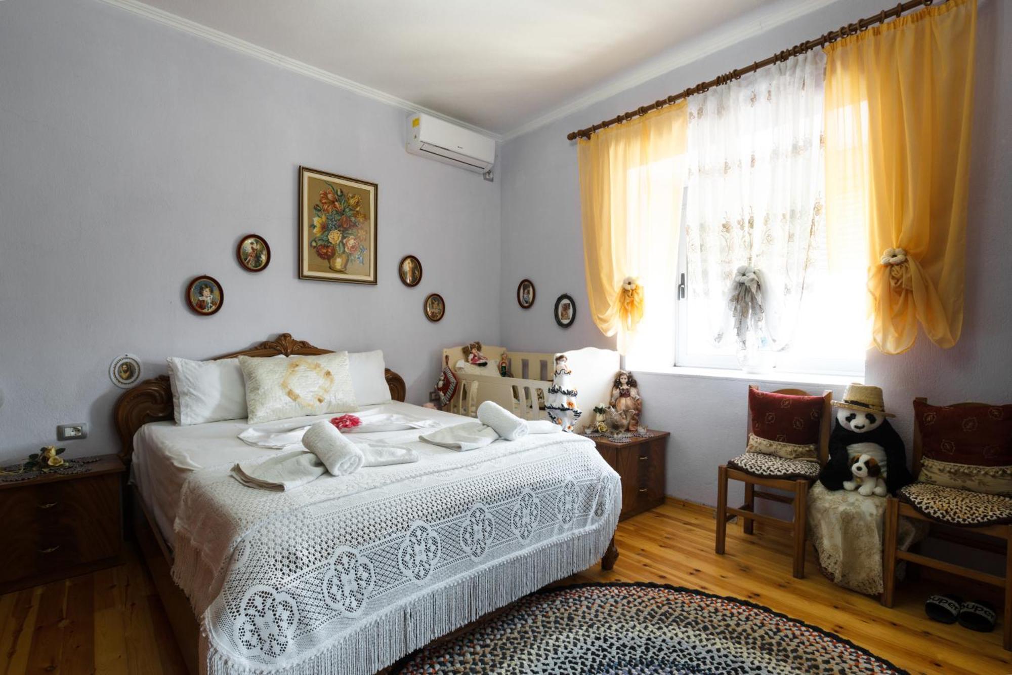 Leka Guesthouse Гірокастра Екстер'єр фото